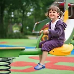Campsite Zecamping 3 Anime Pet Friendly Familial Piscine Chauffee Sainte-Reine-de-Bretagne