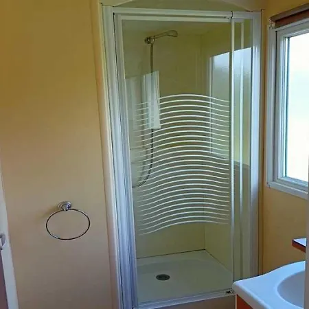 Zecamping 3 étoiles Animé Pet Friendly Familial Piscine Chauffée Campeggio