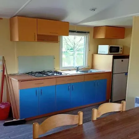 3 Etoiles - Ccaa0ib 캠프장 *