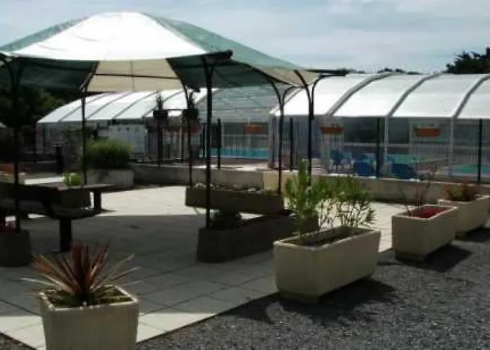 Zecamping 3 Anime Pet Friendly Familial Piscine Chauffee *