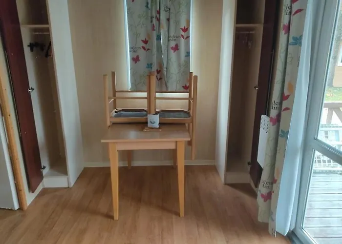 Campsite Zecamping 3 Anime Pet Friendly Familial Piscine Chauffee